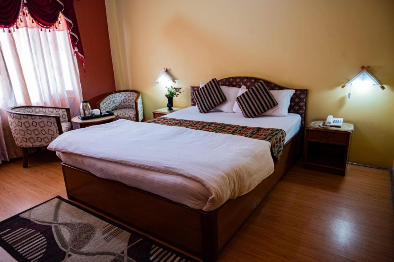 Kathmandu Prince Hotel מראה חיצוני תמונה