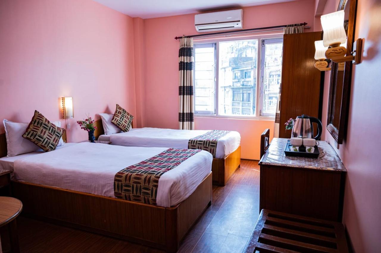 Kathmandu Prince Hotel מראה חיצוני תמונה