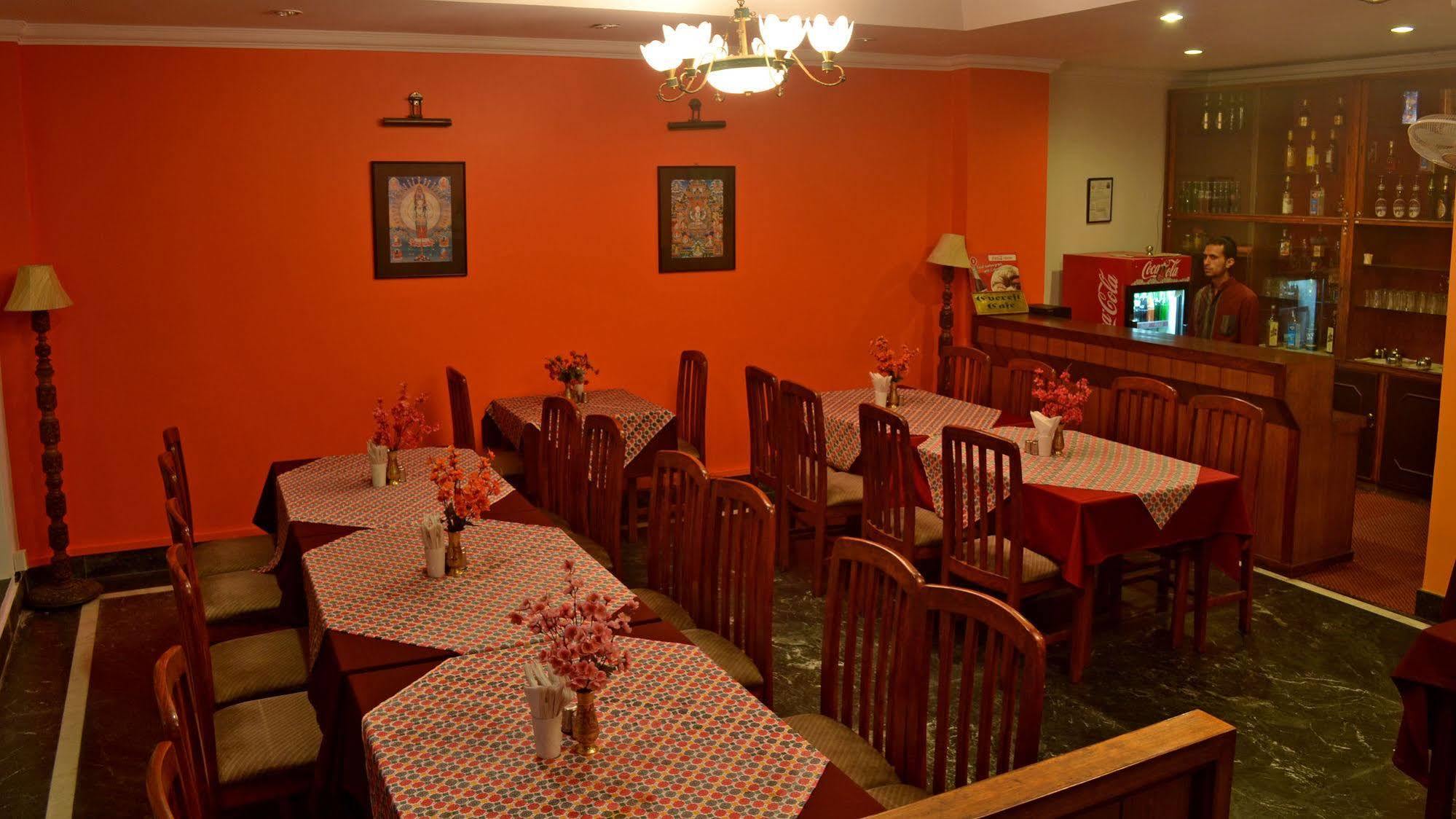 Kathmandu Prince Hotel מראה חיצוני תמונה